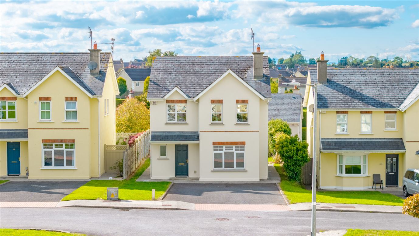 25 The Paddocks, Clonmel, Co. Tipperary