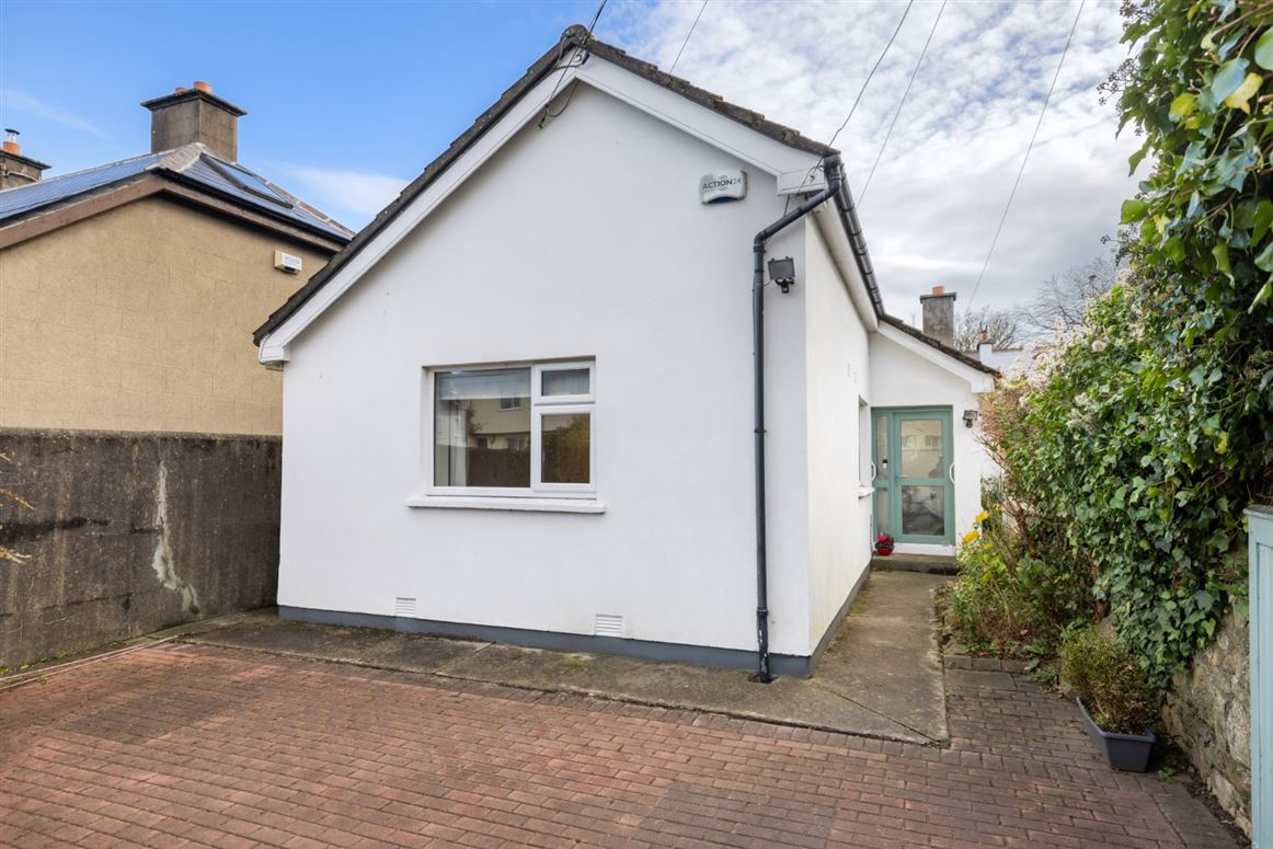 1 Glenherbert Mews, Greenpark Road, Bray, Co. Wicklow