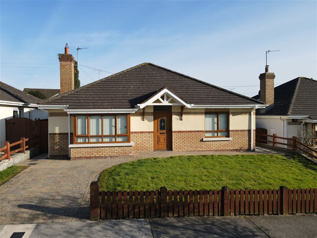 59 The Drumlins, Virginia, Cavan