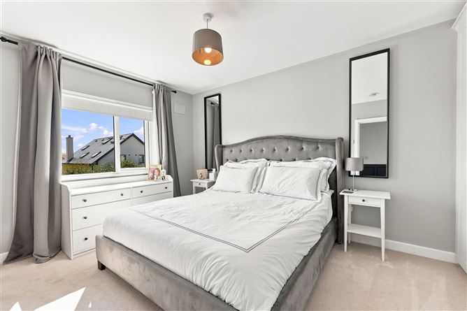 Photo 16 of 27 — 1 Bachelor`s Cove, Sundrive Road, Rush, Dublin