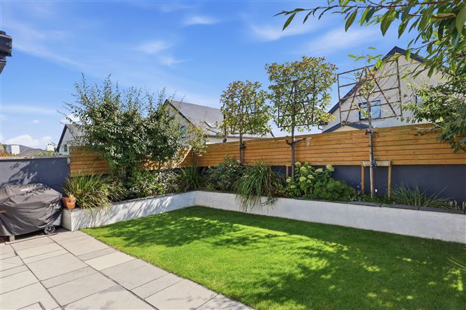 Photo 9 of 27 — 1 Bachelor`s Cove, Sundrive Road, Rush, Dublin