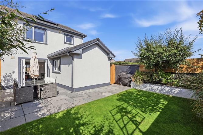 Photo 10 of 27 — 1 Bachelor`s Cove, Sundrive Road, Rush, Dublin