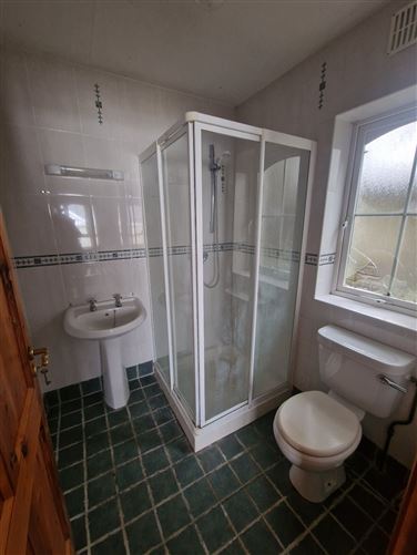 2 Parnell Grove, Gort Road, Ennis, Co. Clare