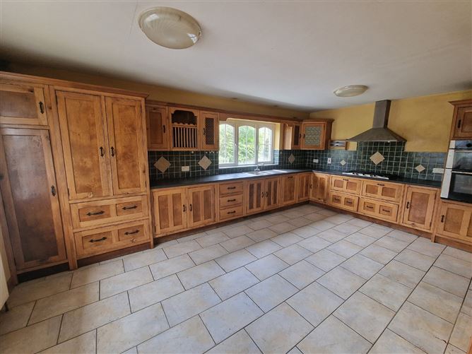 2 Parnell Grove, Gort Road, Ennis, Co. Clare