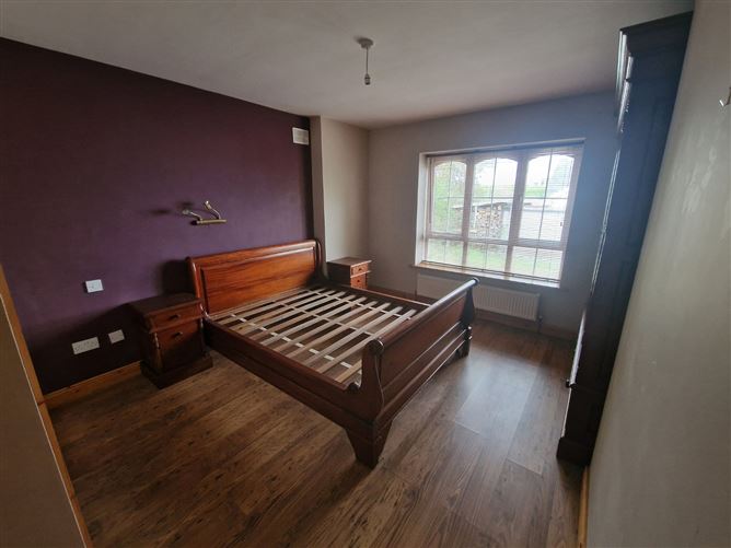 2 Parnell Grove, Gort Road, Ennis, Co. Clare