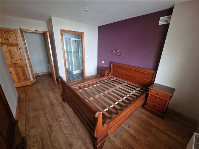2 Parnell Grove, Gort Road, Ennis, Co. Clare