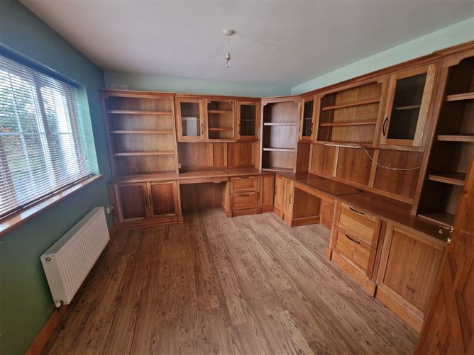 2 Parnell Grove, Gort Road, Ennis, Co. Clare