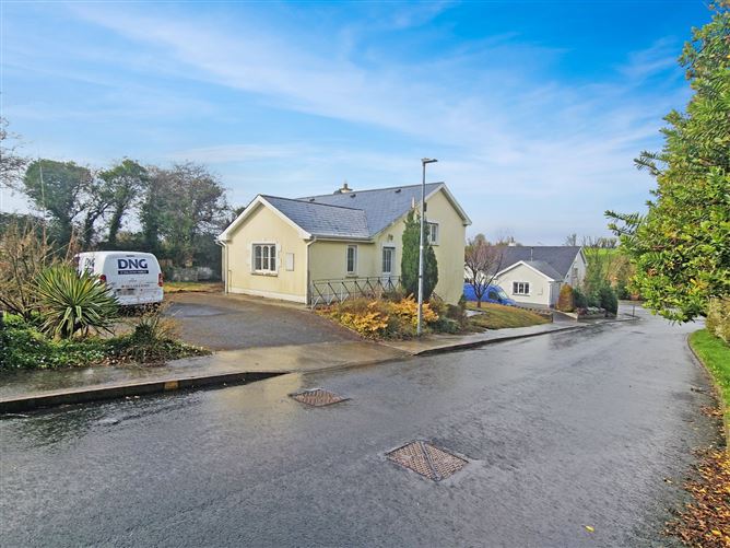 2 Parnell Grove, Gort Road, Ennis, Co. Clare