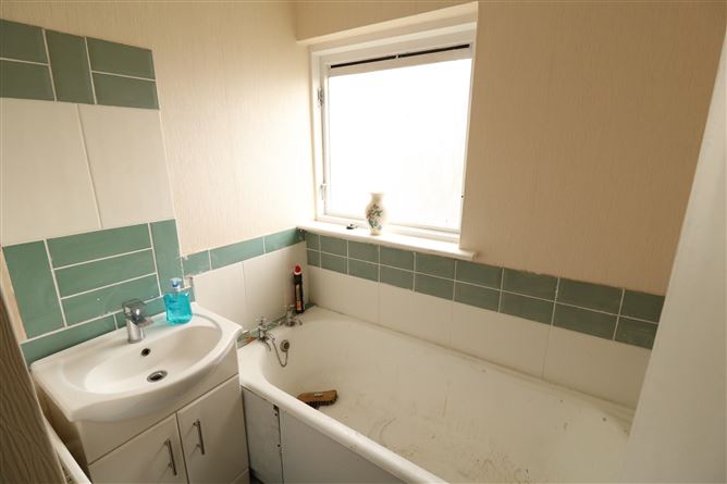 68 Belclare Park, Poppintree, Dublin 11