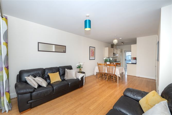 14 The Crescent, Old Fort Road, Ballincollig, Co. Cork