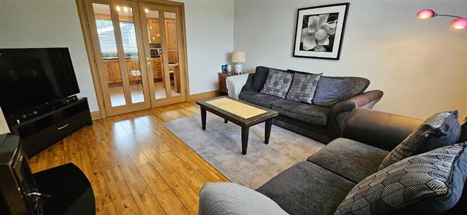 16 Shannon Haven, Dromod, Carrick-On-Shannon, Leitrim