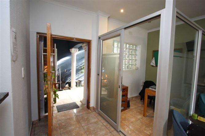 Private, Arbroath Rd, Johannesburg