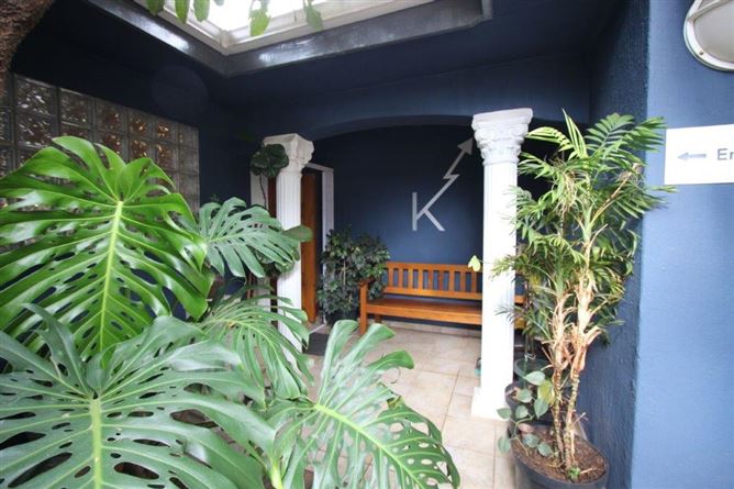 Private, Arbroath Rd, Johannesburg