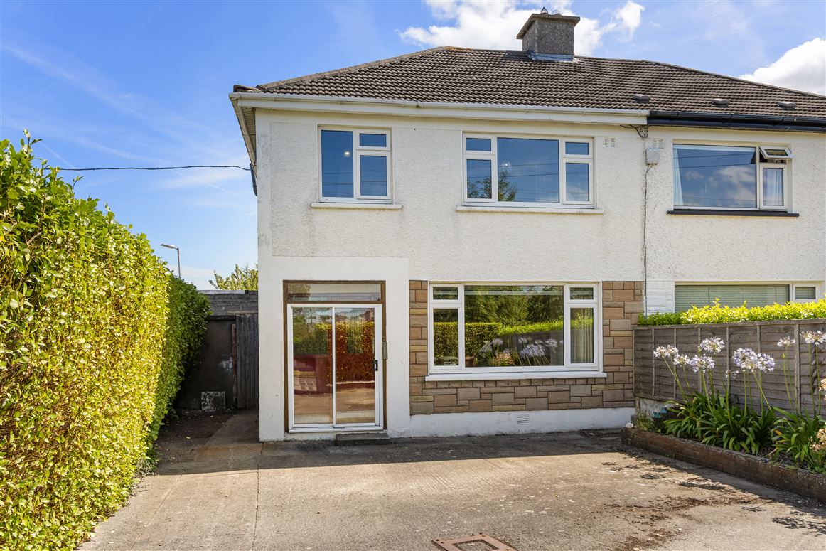 7 Ludford Park, Ballinteer, Dublin 16
