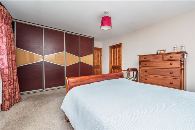 20 Walshestown Abbey, Newbridge, Co. Kildare