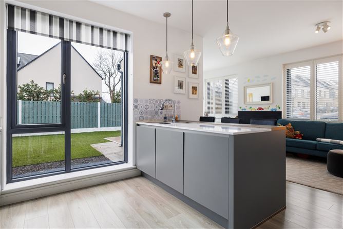 11 The Avenue, Scholarstown Wood , Rathfarnham,   Dublin 16