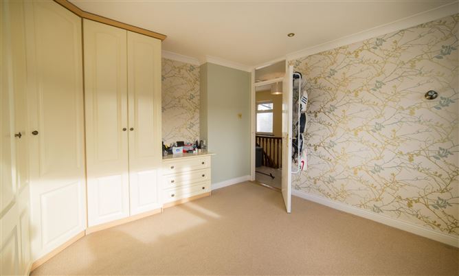 71 Broadford Avenue, Ballinteer, Dublin