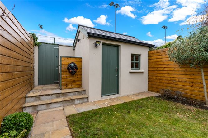 26 Sandycove Road, Sandycove, Co. Dublin