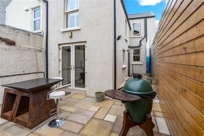 26 Sandycove Road, Sandycove, Co. Dublin