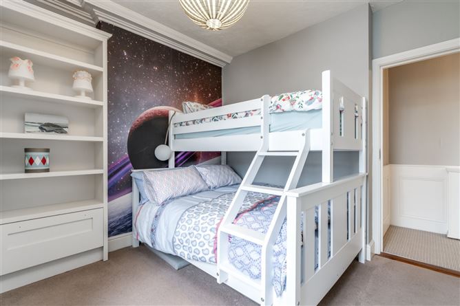 26 Sandycove Road, Sandycove, Co. Dublin