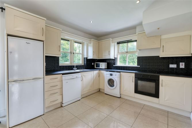 8 The Brickfield, Abbeycartron, Longford