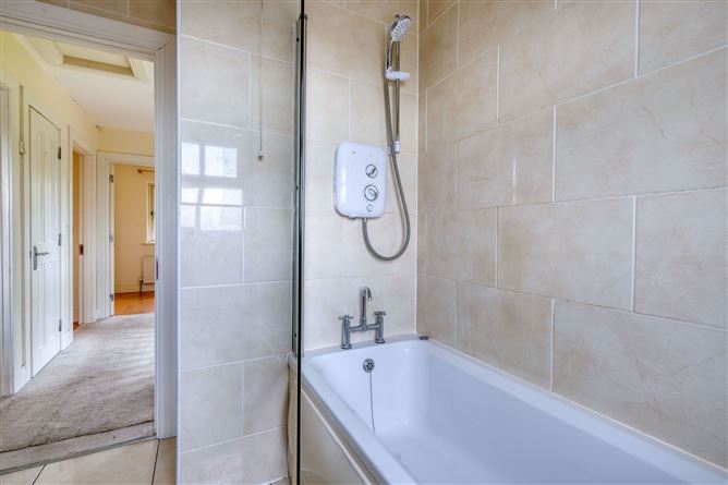 8 The Brickfield, Abbeycartron, Longford