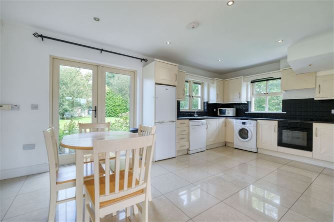 8 The Brickfield, Abbeycartron, Longford