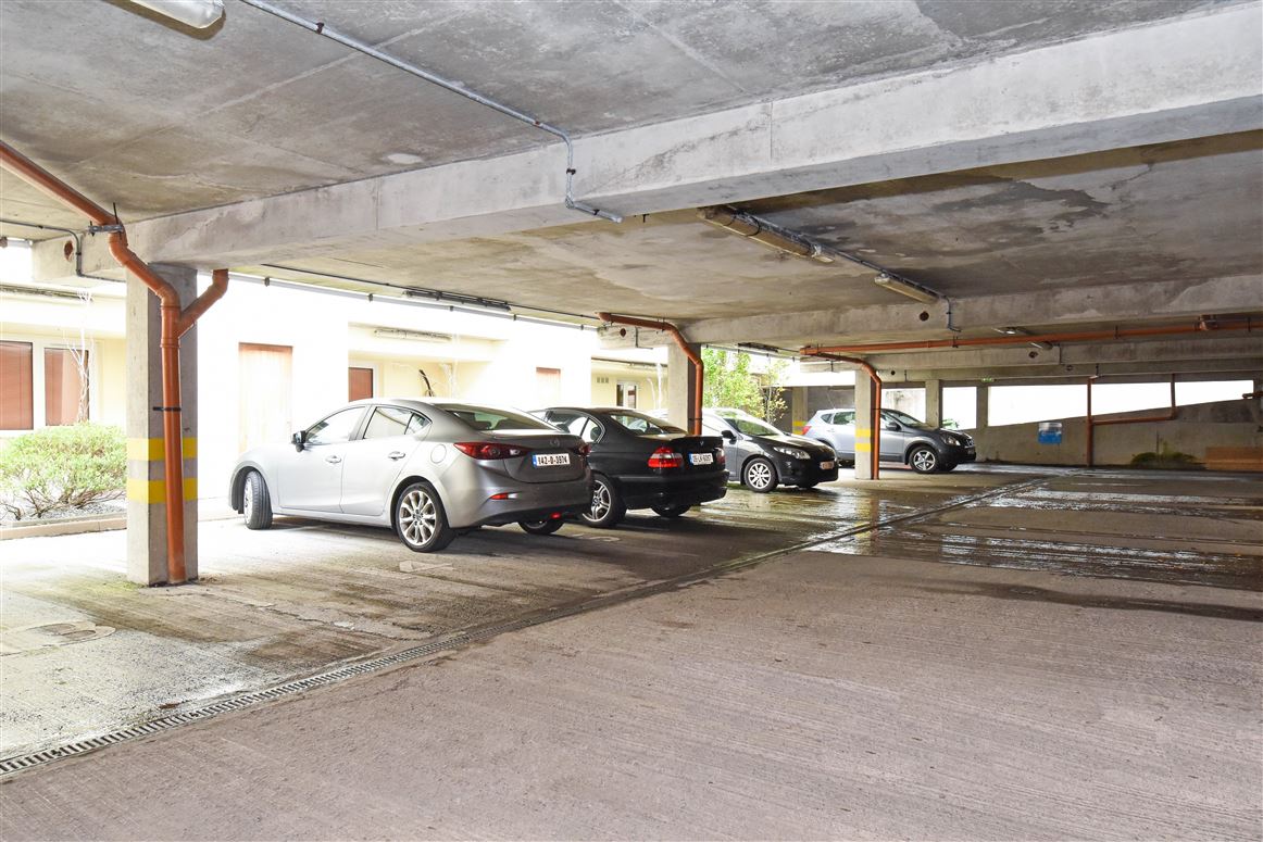 3 Monterey Court, Quincentennial Drive, Salthill, Galway