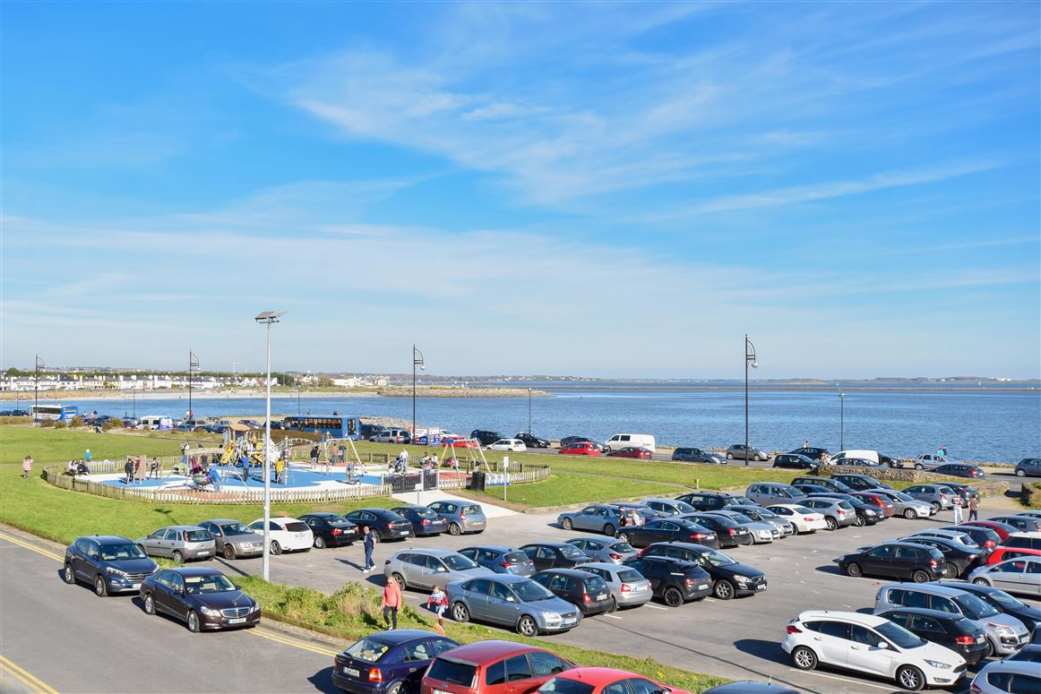 3 Monterey Court, Quincentennial Drive, Salthill, Galway