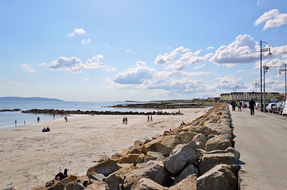 3 Monterey Court, Quincentennial Drive, Salthill, Galway