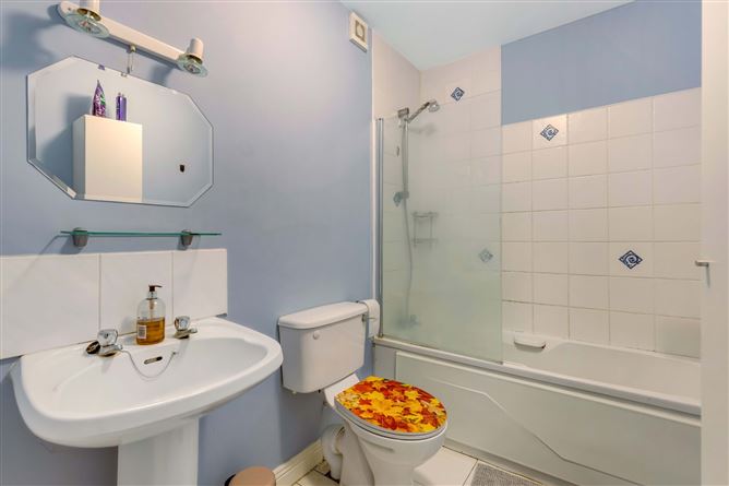 7 Chestnut Hall, Johnstown Village, Navan, Co. Meath