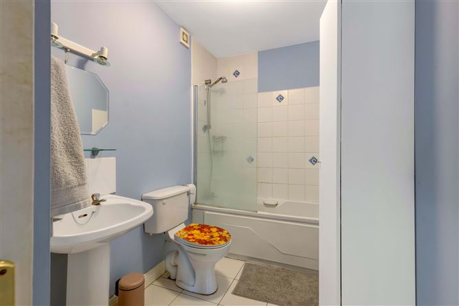 7 Chestnut Hall, Johnstown Village, Navan, Co. Meath