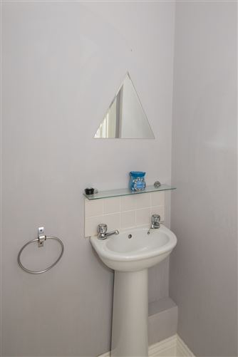 Photo 10 of 25 — 143 Caisleán View, Ballincollig, Cork