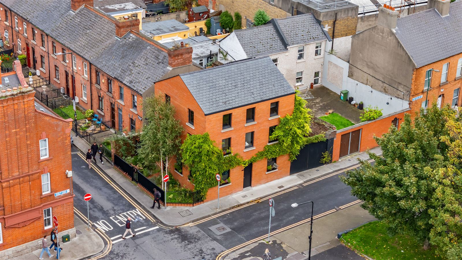 Photo 1 of 20 — 18 Earl Street South, Dublin 8, Dublin