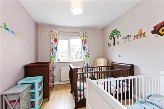 73 Woodside, Dodder Park Road, Rathfarnham, Dublin 14