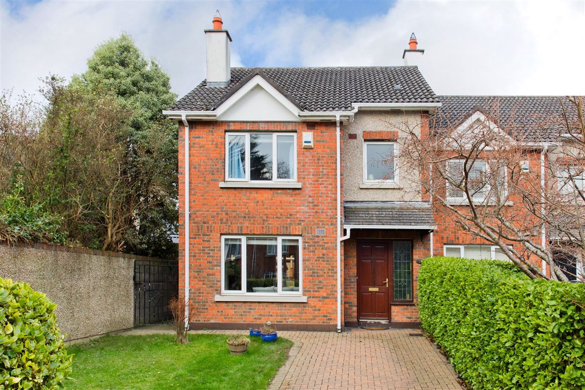 73 Woodside, Dodder Park Road, Rathfarnham, Dublin 14