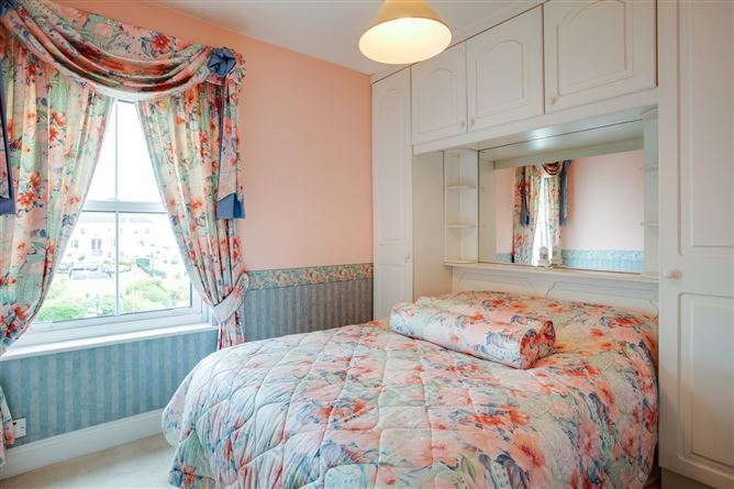 19 Castledawson, Rock Road, Blackrock, Co. Dublin
