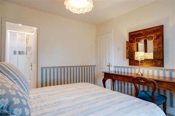 19 Castledawson, Rock Road, Blackrock, Co. Dublin