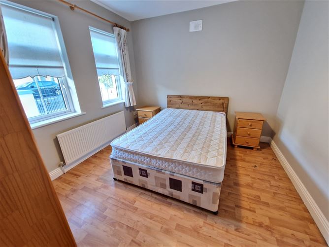 1A Dalcassian Avenue, Turnpike, Ennis, Co. Clare