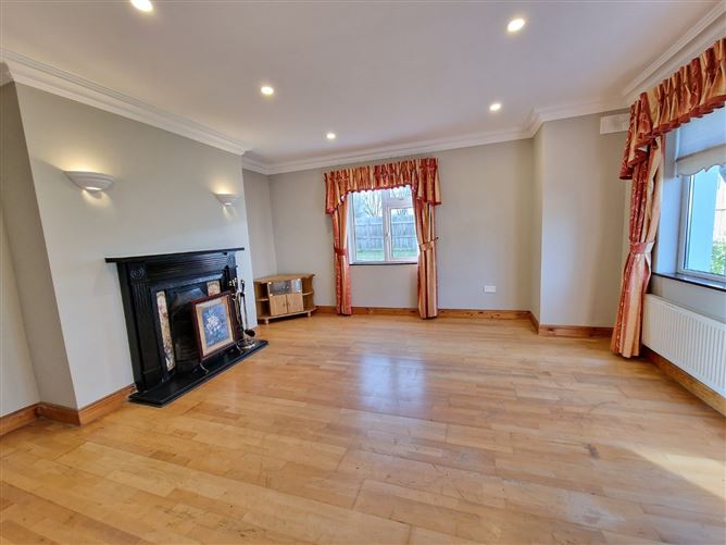 1A Dalcassian Avenue, Turnpike, Ennis, Co. Clare