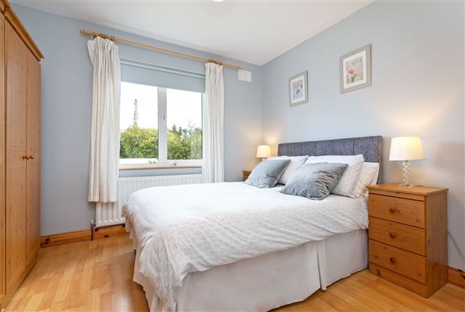 15 Larkfield Manor, Manorhamilton, Co. Leitrim