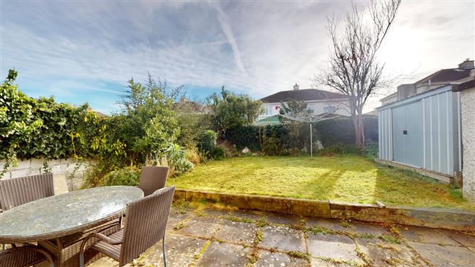 25 Vale View Lawn, The Park, Cabinteely, Dublin 18