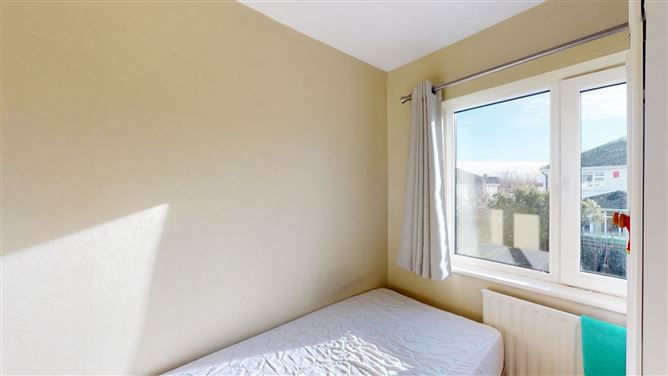 25 Vale View Lawn, The Park, Cabinteely, Dublin 18