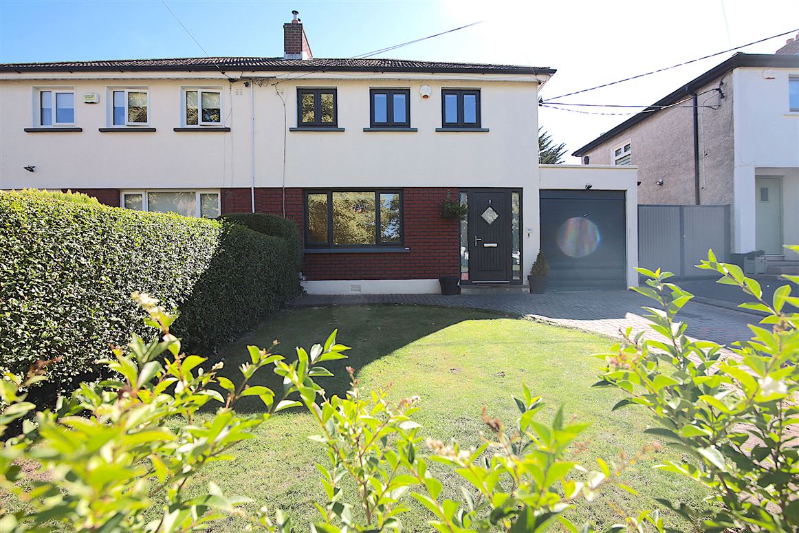 90 Foxfield Park, Raheny,   Dublin 5