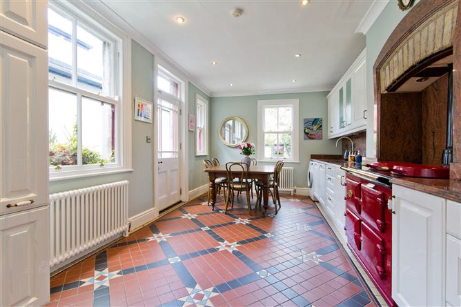 588 South Circular Road, Kilmainham, Dublin 8