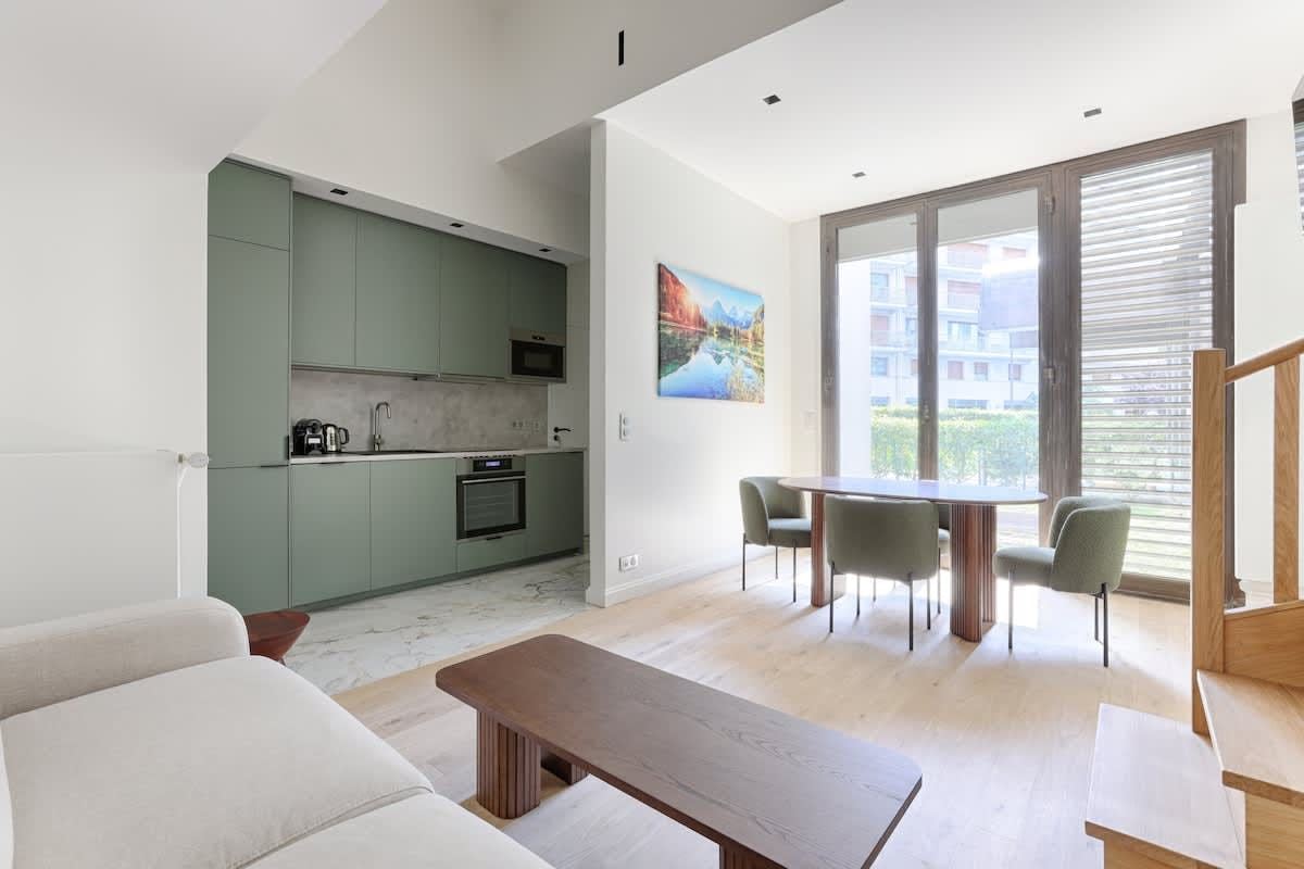 A Sweet Escape,Paris,Île-de-France,France