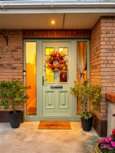 35 The Drive, Earl's Court, Kill, Naas, Co. Kildare