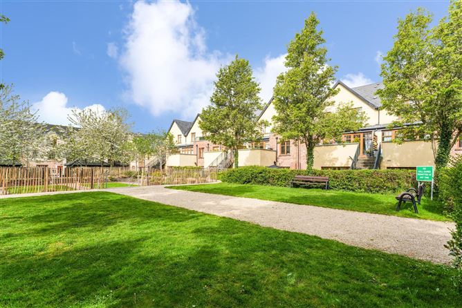 29 Woodbrook Park, Castleknock, Dublin 15