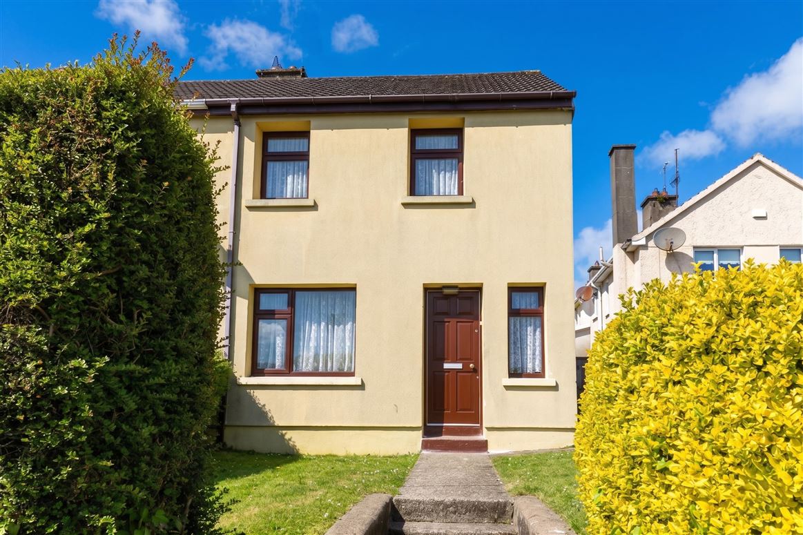 6 Marian Avenue, Carrick-on-Suir, Tipperary