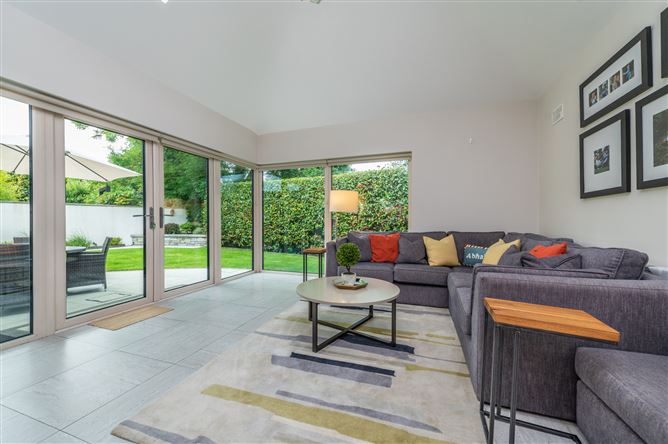 https://photos-a.propertyimages.ie/media/3/1/7/5009713/05203da8-43d5-466c-8048-dbc0087ba049_l.jpg